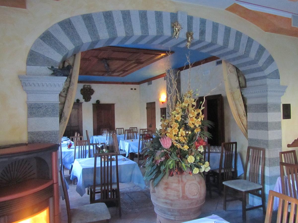 Albergo Ristorante Conca Azzurra Colico Esterno foto