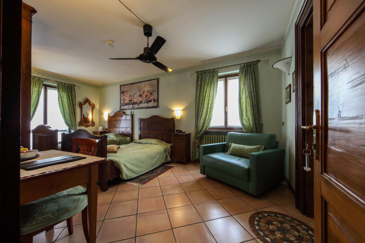 Albergo Ristorante Conca Azzurra Colico Esterno foto
